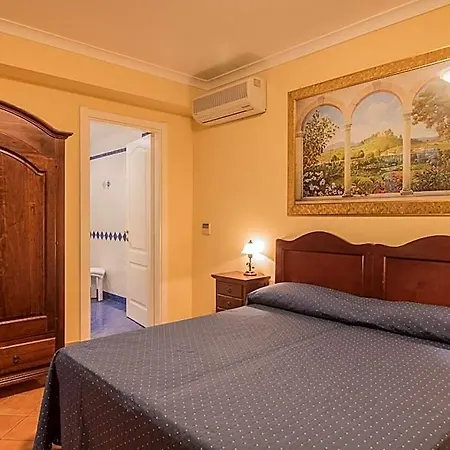 Apollo Panzió 3*