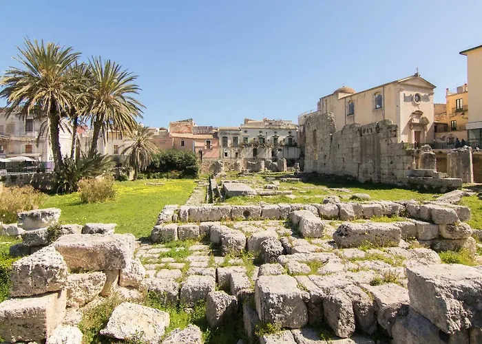 Apollo Alojamento de Acomodação e Pequeno-almoço 4*